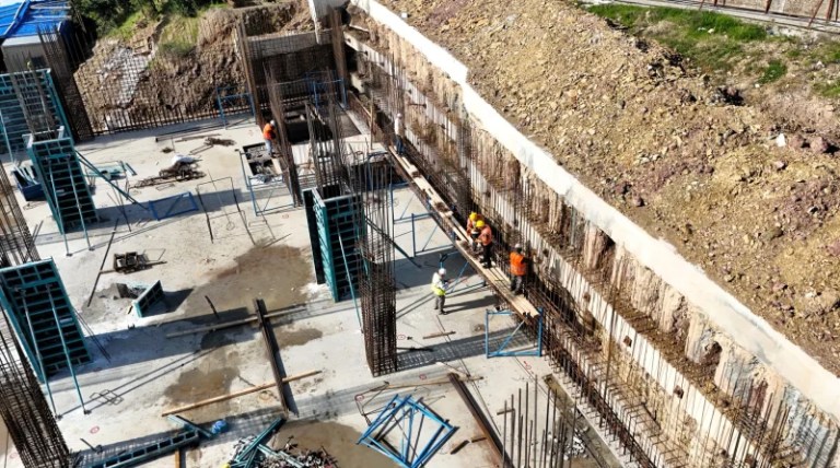 Kocaeli’de KOÜ Camii ve Otopark Projesi Hızla İlerliyor!