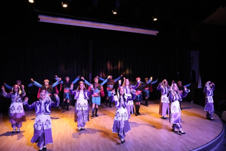 Darıca’da Anadolu Esintisi Sahneye Taşınıyor