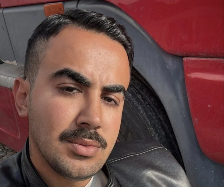 İran’da Füze Şarapneliyle Yaralanan Şoför Hayatını Kaybetti